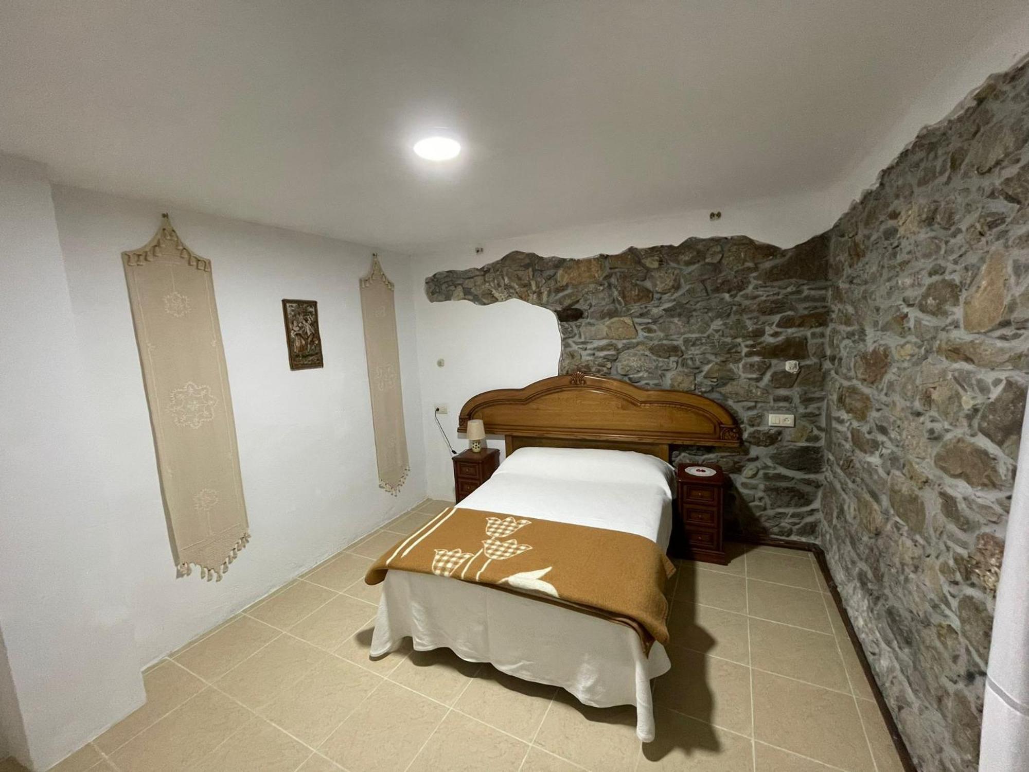 Hotel El Nuevo Semellon Aceptamos Mascotas 티네오 외부 사진